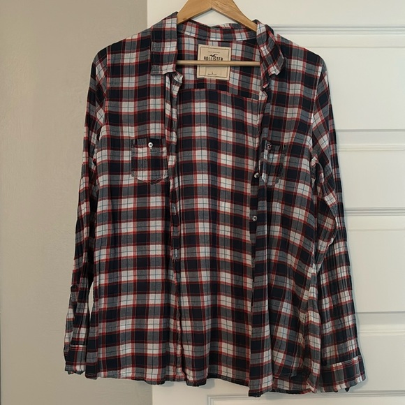 ASO Bella Swan Hollister Flannel Engagement Scene - Picture 2 of 3